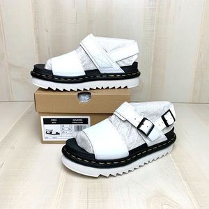 Dr. Martens Voss White Hydro Leather Sandals 7 NIB